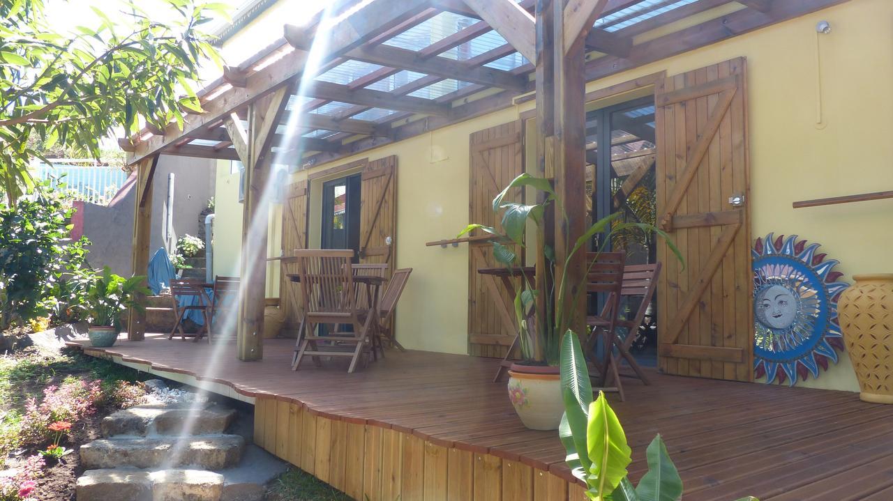 Bois De Santal Chambre D'Hotes Saint Pierre Exterior foto